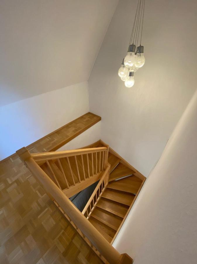 Loft + Balkon In Historischem Altbau Am Marktplatz 켐니츠 외부 사진