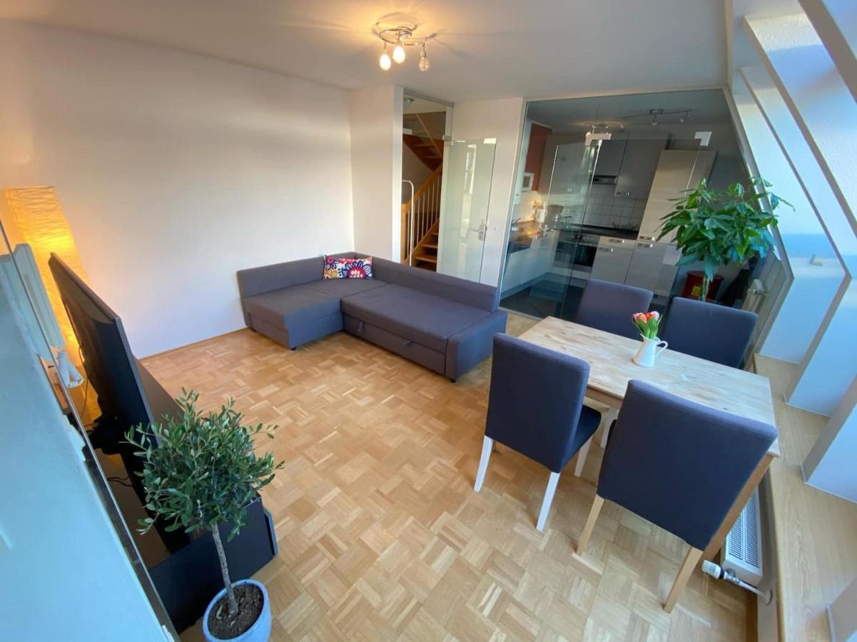 Loft + Balkon In Historischem Altbau Am Marktplatz 켐니츠 외부 사진